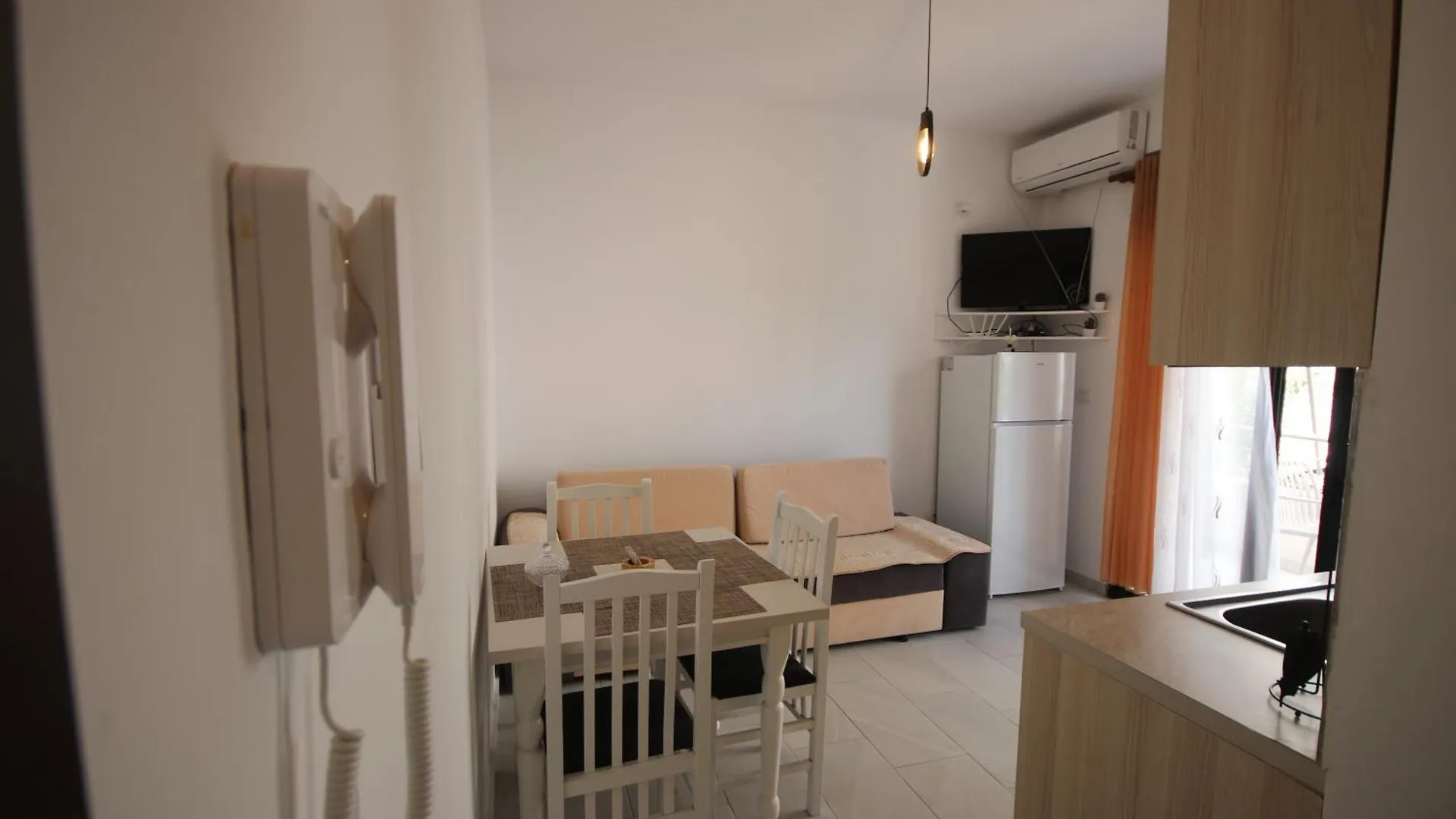 Ionian Blue Apartament II Himarë Apartmán